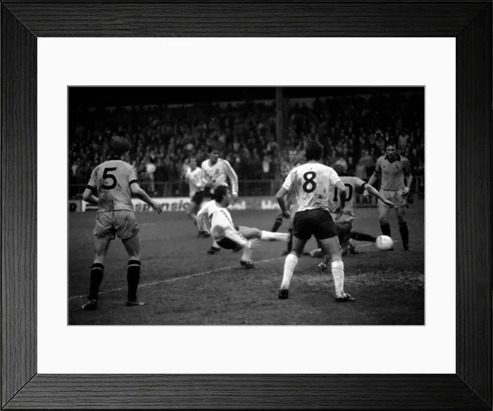 Framed Print : Bolton Wanderers 3 v. Cambridge United 4. Division 2 Football. October 1981 MF04-05-034 Framed Print : Bolton Wanderers 3 v. Cambridge United 4. Division 2 Football. October 1981 MF04-05-034