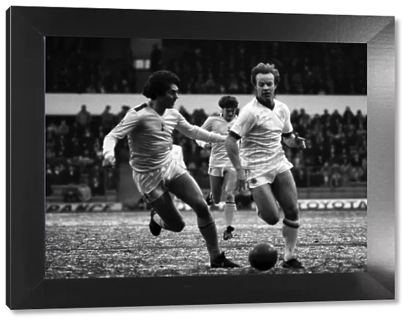Leeds United 0 v. Tottenham Hotspur 0. Decemebr 1981 MF04-04