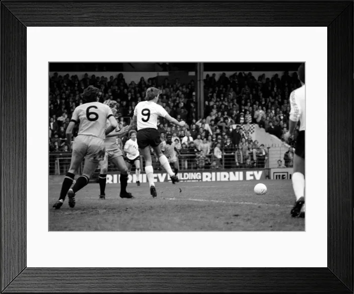 Framed Print : Bolton Wanderers 3 v. Cambridge United 4. Division 2 Football. October 1981 MF04-05-058 Framed Print : Bolton Wanderers 3 v. Cambridge United 4. Division 2 Football. October 1981 MF04-05-058