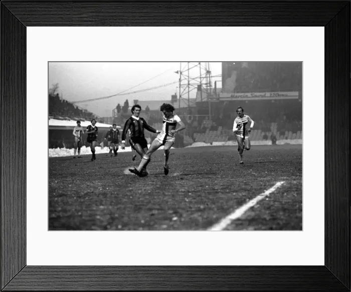 Framed Print : Coventry 0 v. Manchester City 1. December 1981 MF04-03-006 Framed Print : Coventry 0 v. Manchester City 1. December 1981 MF04-03-006