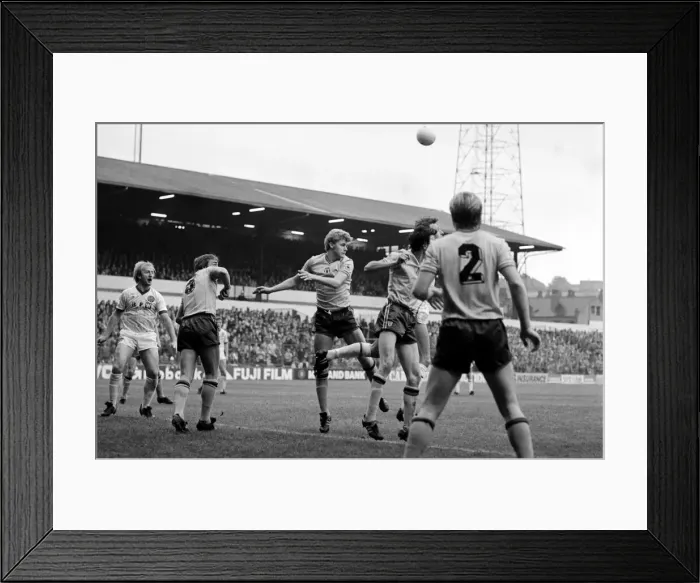 Framed Print : Leeds United 1 v. Sunderland 0. Division 1 Football. October 1981 MF04-06-039 Framed Print : Leeds United 1 v. Sunderland 0. Division 1 Football. October 1981 MF04-06-039