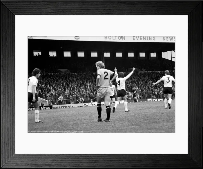Framed Print : Bolton Wanderers 3 v. Cambridge United 4. Division 2 Football. October 1981 MF04-05-004 Framed Print : Bolton Wanderers 3 v. Cambridge United 4. Division 2 Football. October 1981 MF04-05-004