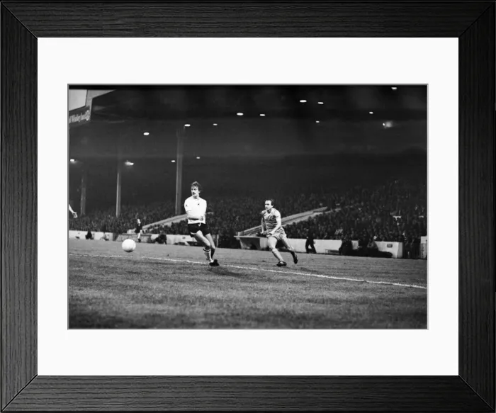 Framed Print : Manchester City 4 v. Swansea 0. November 1981 MF04-01-059 Framed Print : Manchester City 4 v. Swansea 0. November 1981 MF04-01-059