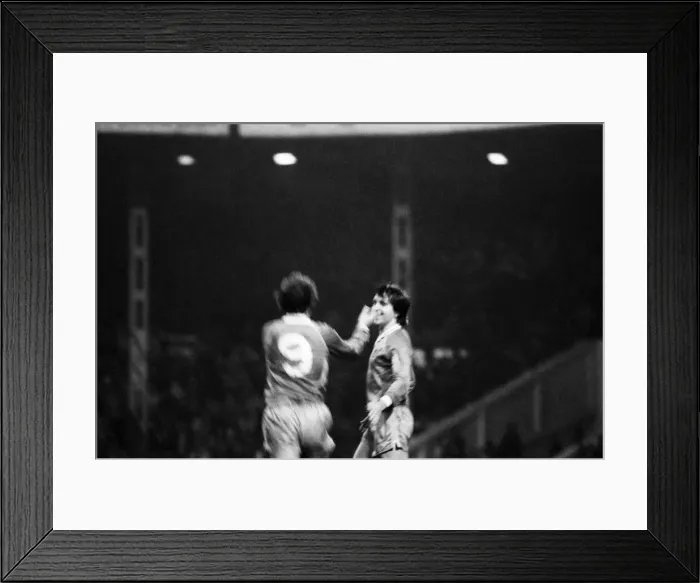 Framed Print : Manchester City 4 v. Swansea 0. November 1981 MF04-01-042 Framed Print : Manchester City 4 v. Swansea 0. November 1981 MF04-01-042