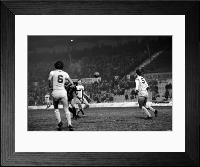 Framed Print : Coventry 0 v. Manchester City 1. December 1981 MF04-03-010 Framed Print : Coventry 0 v. Manchester City 1. December 1981 MF04-03-010