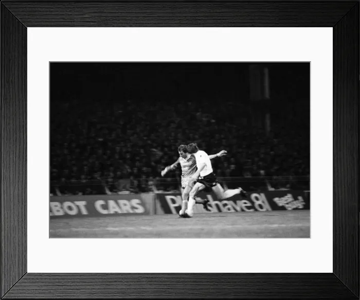 Framed Print : Manchester City 4 v. Swansea 0. November 1981 MF04-01-032 Framed Print : Manchester City 4 v. Swansea 0. November 1981 MF04-01-032