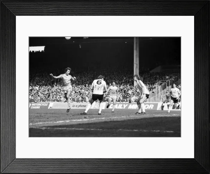 Framed Print : Manchester City 1 v. Ipswich 1. April 1982 MF06-37-037 Framed Print : Manchester City 1 v. Ipswich 1. April 1982 MF06-37-037