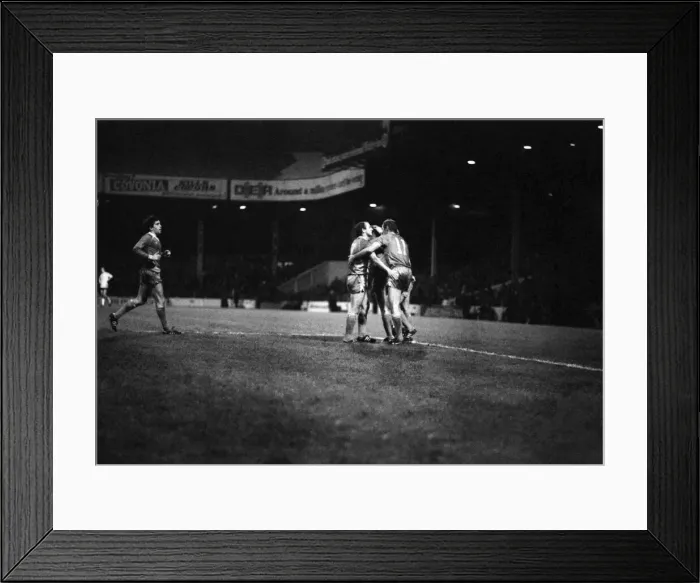 Framed Print : Manchester City 4 v. Swansea 0. November 1981 MF04-01-019 Framed Print : Manchester City 4 v. Swansea 0. November 1981 MF04-01-019