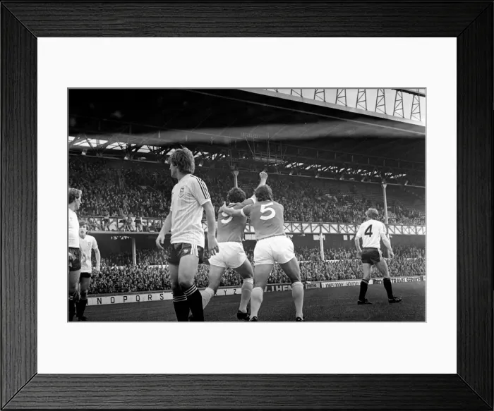 Framed Print : Everton 2 v. Ipswich 1. October 1981 MF03-23-044 Local Caption Division 1 Framed Print : Everton 2 v. Ipswich 1. October 1981 MF03-23-044 Local Caption Division 1