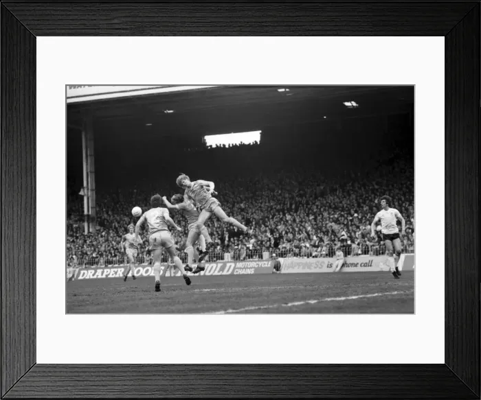 Framed Print : Manchester City 1 v. Ipswich 1. April 1982 MF06-37-004