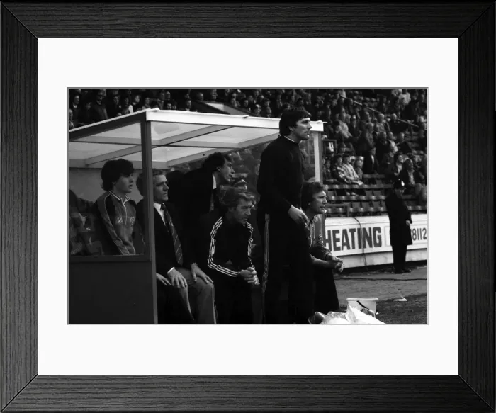 Framed Print : Sheffield Utd 0 v. Bournemouth 0. April 1982 MF06-39-011 Local Caption Division 4 Framed Print : Sheffield Utd 0 v. Bournemouth 0. April 1982 MF06-39-011 Local Caption Division 4