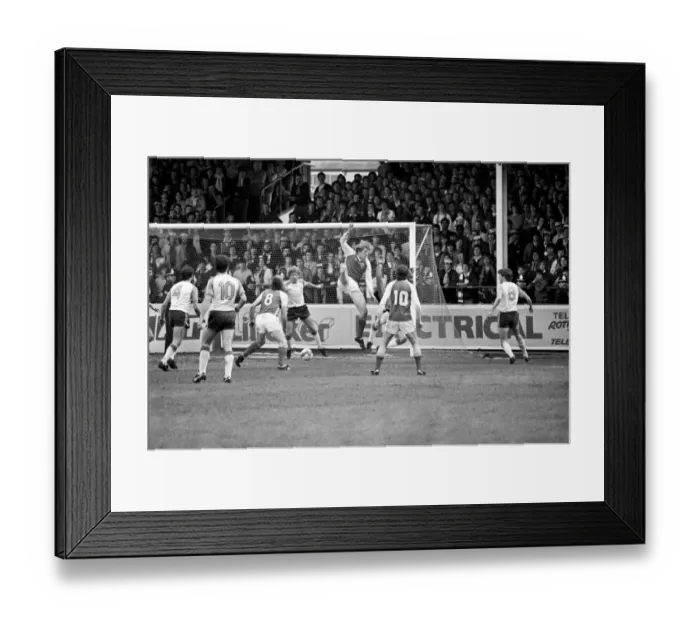 Framed Print : Rotherham 2 v. Luton 2. April 1982 MF06-38-022 Local Caption Division 2 Football Framed Print : Rotherham 2 v. Luton 2. April 1982 MF06-38-022 Local Caption Division 2 Football