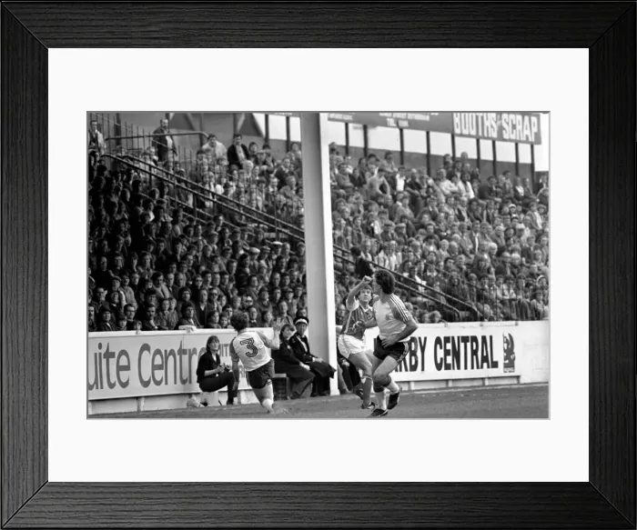 Framed Print : Rotherham 2 v. Luton 2. April 1982 MF06-38-020 Local Caption Division 2 Football Framed Print : Rotherham 2 v. Luton 2. April 1982 MF06-38-020 Local Caption Division 2 Football