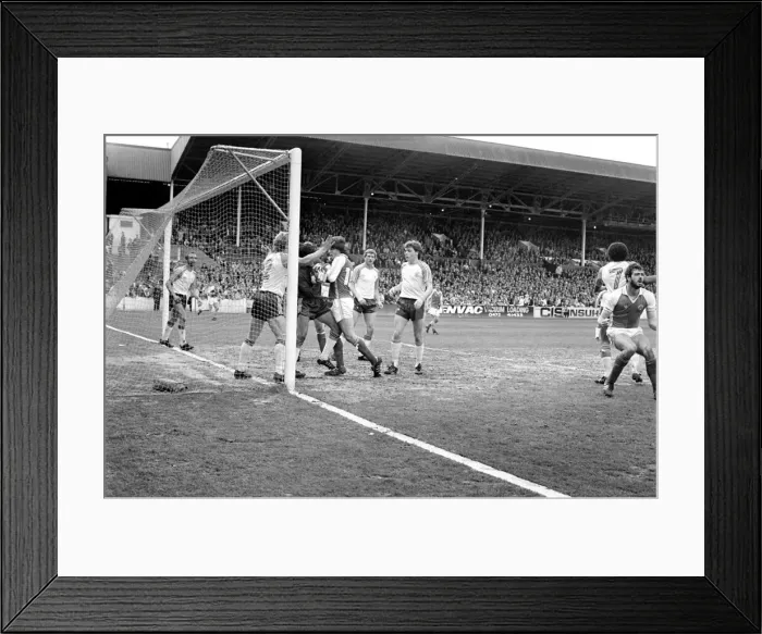 Framed Print : Rotherham 2 v. Luton 2. April 1982 MF06-38-007 Local Caption Division 2 Football