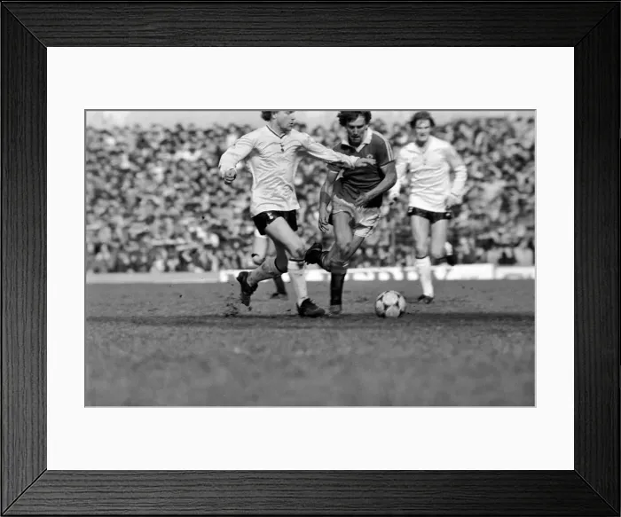 Framed Print : Manchester United 2 v. Tottenham Hotspur 0. April 1982 MF06-32-065 Local Caption Framed Print : Manchester United 2 v. Tottenham Hotspur 0. April 1982 MF06-32-065 Local Caption