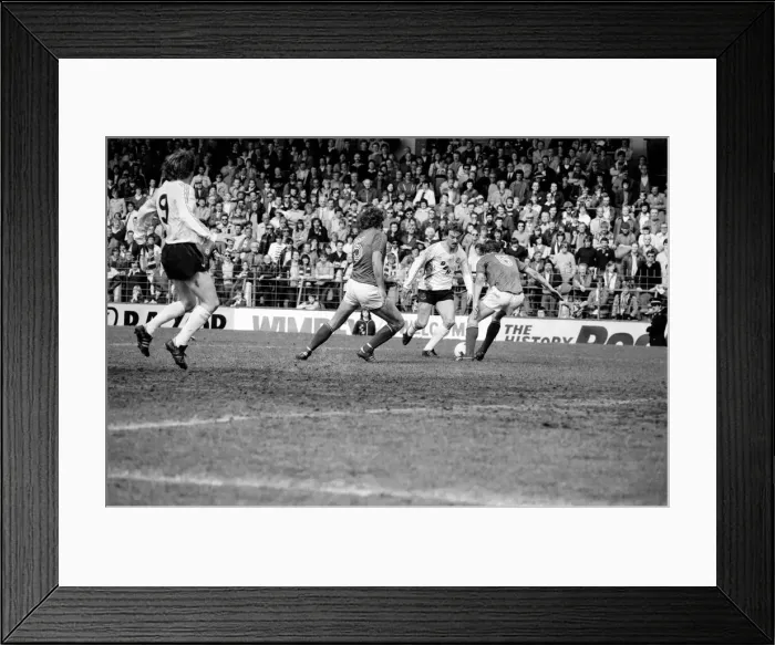 Framed Print : Bolton Wanderers 0 v. Crystal Palace 0. April 1982 MF06-36-008 Local Caption Framed Print : Bolton Wanderers 0 v. Crystal Palace 0. April 1982 MF06-36-008 Local Caption