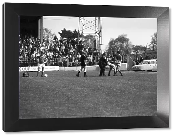 Wrexham 0 v. Barnsley 0. April 1982 MF06-34-013 Local Caption Division 2 Football