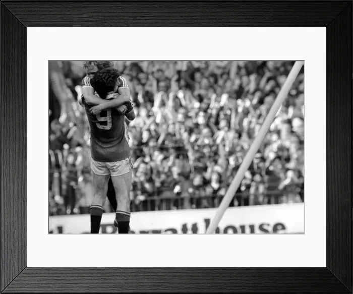 Framed Print : Manchester United 2 v. Tottenham Hotspur 0. April 1982 MF06-32-057 Local Caption Framed Print : Manchester United 2 v. Tottenham Hotspur 0. April 1982 MF06-32-057 Local Caption