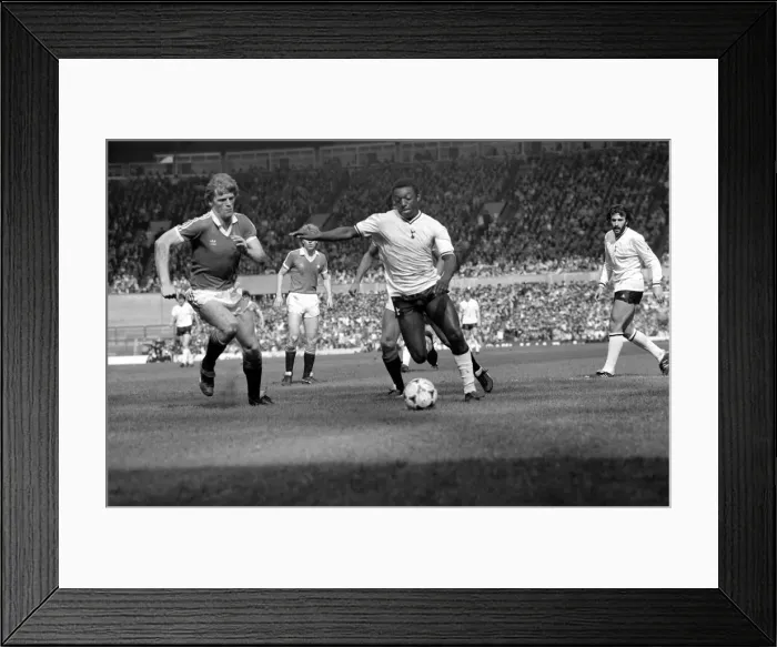 Framed Print : Manchester United 2 v. Tottenham Hotspur 0. April 1982 MF06-32-008 Local Caption Framed Print : Manchester United 2 v. Tottenham Hotspur 0. April 1982 MF06-32-008 Local Caption
