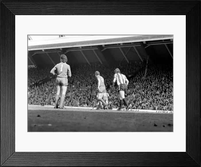 Framed Print : Liverpool 1 v. West Bromwich Albion 0. April 1982 MF06-31-002 Local Caption Framed Print : Liverpool 1 v. West Bromwich Albion 0. April 1982 MF06-31-002 Local Caption