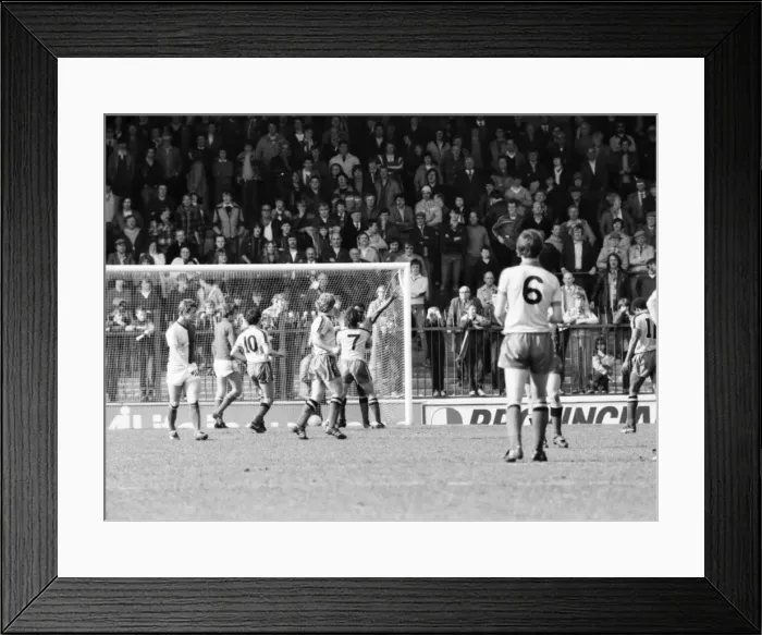 Framed Print : Blackburn Rovers 1 v. Watford 2. April 1982 MF06-29-048 Local Caption Division 1 Framed Print : Blackburn Rovers 1 v. Watford 2. April 1982 MF06-29-048 Local Caption Division 1