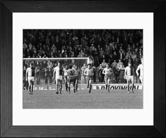 Framed Print : Blackburn Rovers 1 v. Watford 2. April 1982 MF06-29-053 Local Caption Division 1 Framed Print : Blackburn Rovers 1 v. Watford 2. April 1982 MF06-29-053 Local Caption Division 1
