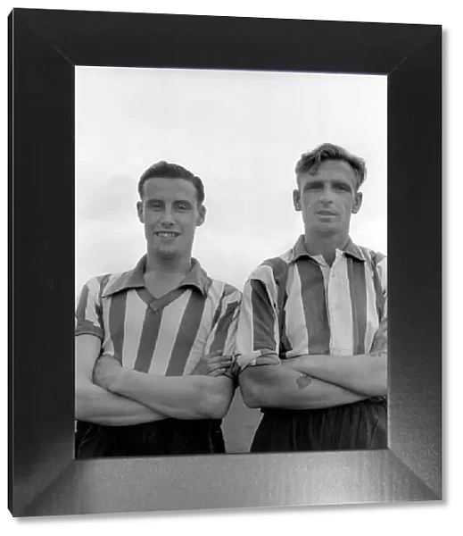 Southampton F. C. John Mitchell (left) & Ronald Wheatley. O25293-016