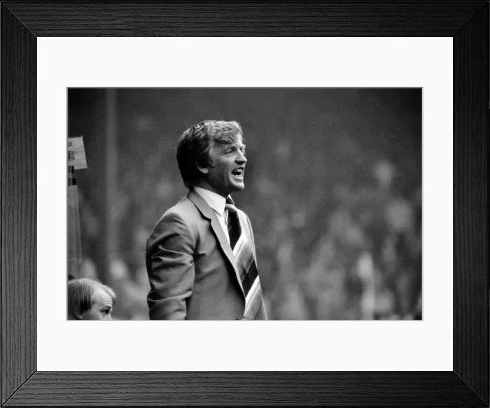 Framed Print : Alan Durban, Sunderland A. F. C. Manager - English League Division One match at Old Framed Print : Alan Durban, Sunderland A. F. C. Manager - English League Division One match at Old