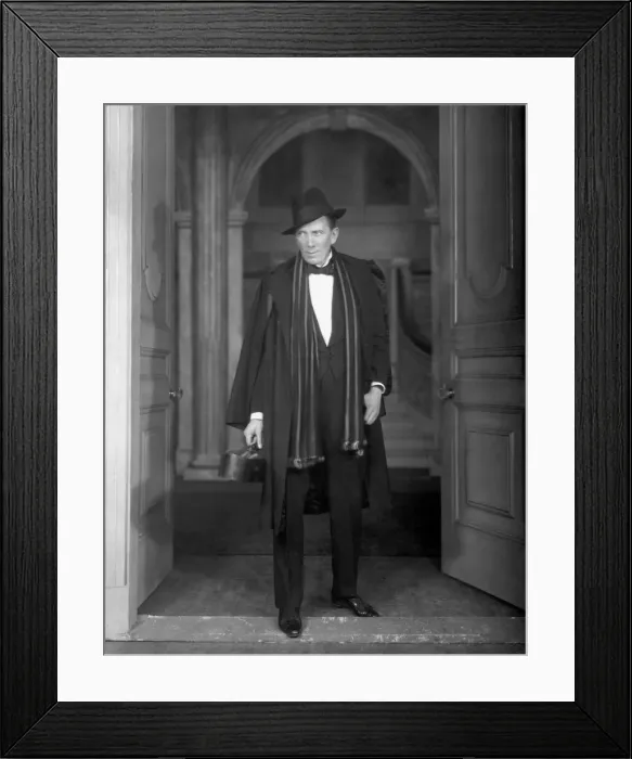 Framed Print : Scene from the play Fame. 10th March 1929 Framed Print : Scene from the play Fame. 10th March 1929