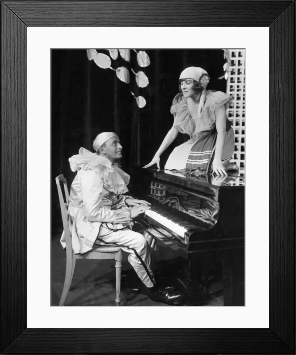 Framed Print : Scene from the new Co-Optimists programme Fidelity at the palace Theatre