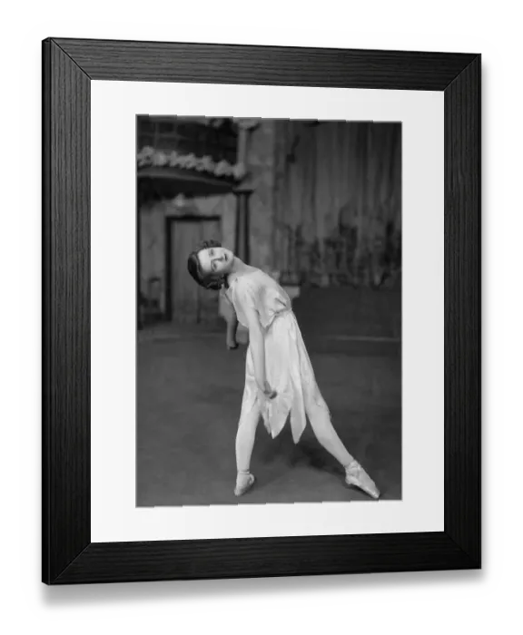 Framed Print : Scene from the play His girl. 24th April 1922 Framed Print : Scene from the play His girl. 24th April 1922