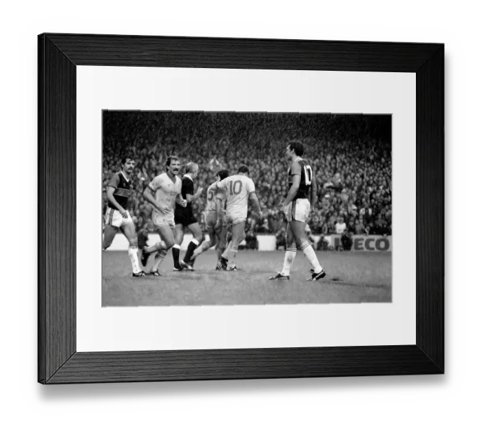 Framed Print : Division 1 football. West Ham United 1 v. Liverpool 3. October 1983 LF14-05-040