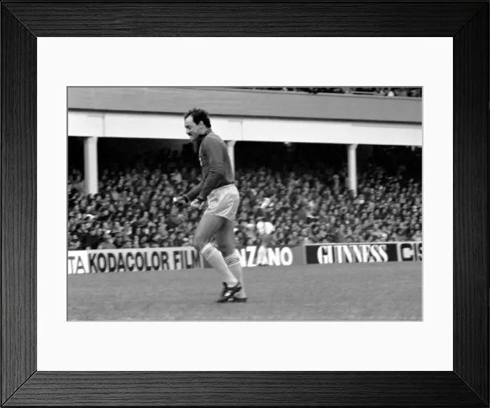 Framed Print : Division 1 football. West Ham United 1 v. Liverpool 3. October 1983 LF14-05-077