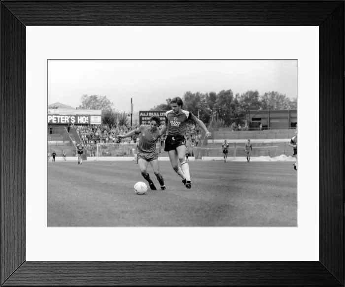 Framed Print : Division 1 football. Chelsea 2 v. Southampton 0 September 1985 LF15-16-024 Framed Print : Division 1 football. Chelsea 2 v. Southampton 0 September 1985 LF15-16-024