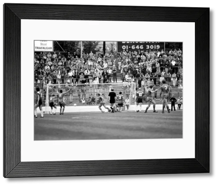 Framed Print : Division 1 football. Chelsea 2 v. Southampton 0 September 1985 LF15-16-079 Framed Print : Division 1 football. Chelsea 2 v. Southampton 0 September 1985 LF15-16-079