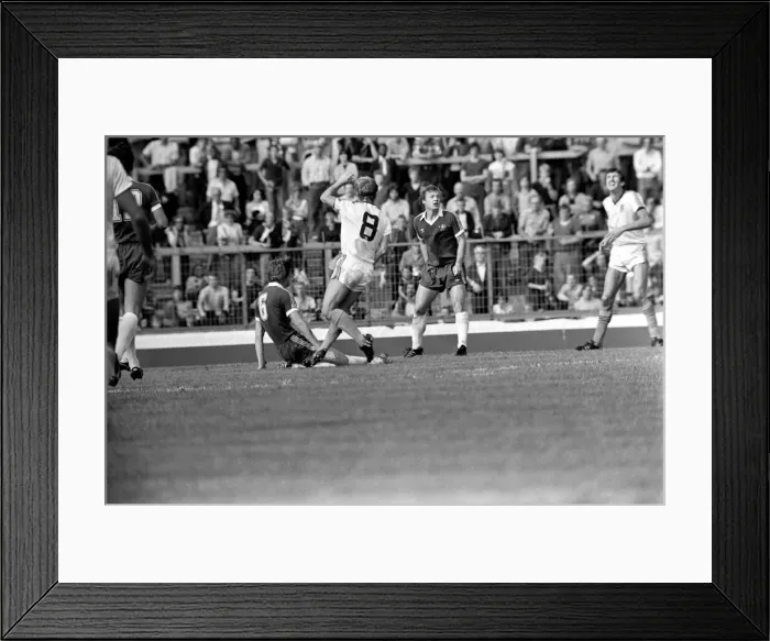 Framed Print : English Division 2. Chelsea 0 v. West Ham 1. September 1980 LF04-22-047 Framed Print : English Division 2. Chelsea 0 v. West Ham 1. September 1980 LF04-22-047