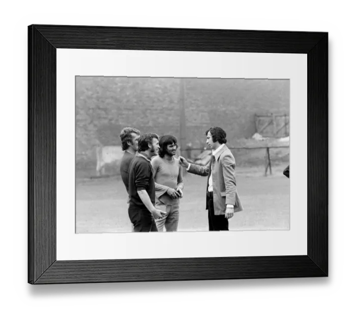 Framed Print : David Sadler chats to George Best Alex Stepney Pat Crerand at Manchester United Framed Print : David Sadler chats to George Best Alex Stepney Pat Crerand at Manchester United