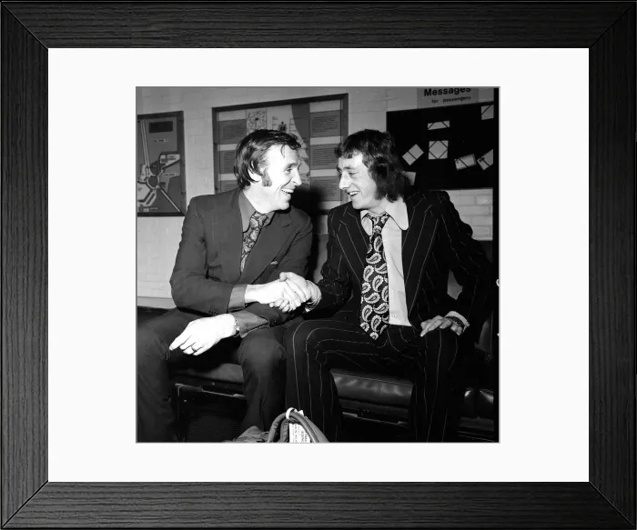 Framed Print : Mick Martin with Pat Crerand after signing for 1973 Manchester United shaking hands Framed Print : Mick Martin with Pat Crerand after signing for 1973 Manchester United shaking hands