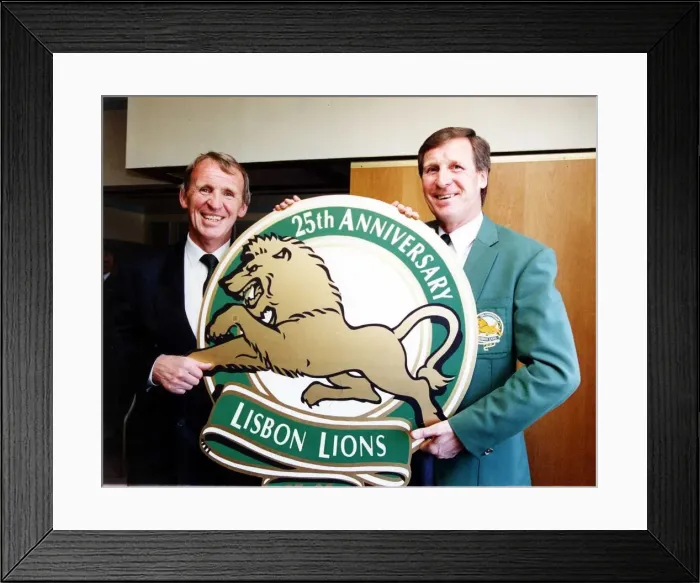 Framed Print : Pat Crerand with Billy McNeil 25th anniversary of the Lisbon Lions. May 1992 Framed Print : Pat Crerand with Billy McNeil 25th anniversary of the Lisbon Lions. May 1992