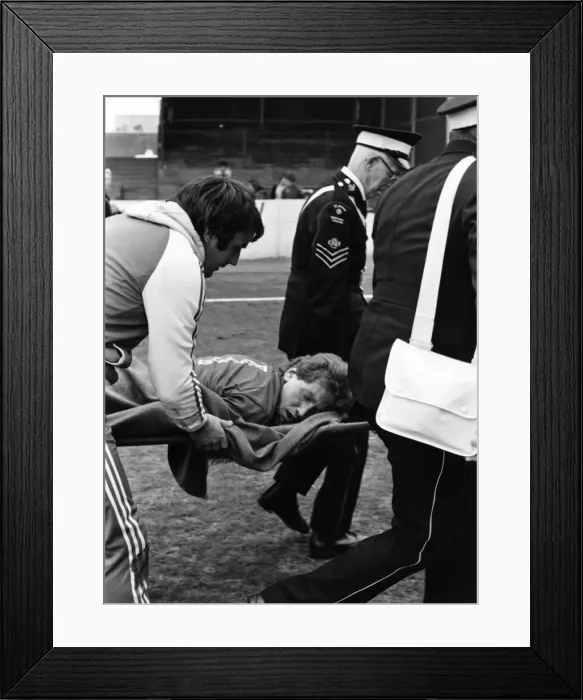 Framed Print : Rotherham United 1 v. Queens Park Rangers 0. March 1982 MF06-20 Local Caption Framed Print : Rotherham United 1 v. Queens Park Rangers 0. March 1982 MF06-20 Local Caption
