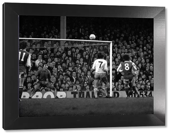 Arsenal 3 v. Aston Villa 1. Division 1 football. February 1980 LF01-20-066