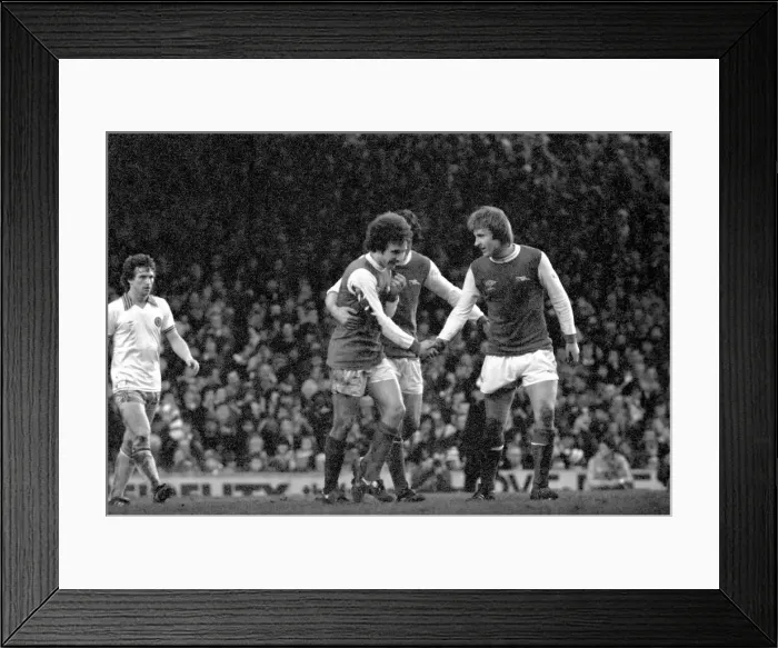 Framed Print : Arsenal 3 v. Aston Villa 1. Division 1 football. February 1980 LF01-20-004 Framed Print : Arsenal 3 v. Aston Villa 1. Division 1 football. February 1980 LF01-20-004