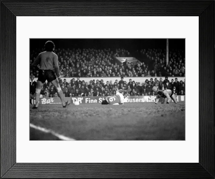 Framed Print : Arsenal 2 v. Derby County 0. Division 1 football January 1980 LF01-05-018 Framed Print : Arsenal 2 v. Derby County 0. Division 1 football January 1980 LF01-05-018
