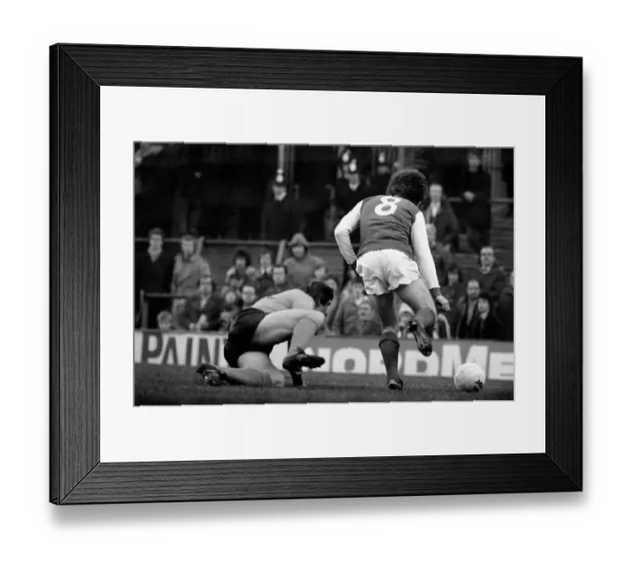 Framed Print : Arsenal 2 v. Derby County 0. Division 1 football January 1980 LF01-05-035 Framed Print : Arsenal 2 v. Derby County 0. Division 1 football January 1980 LF01-05-035