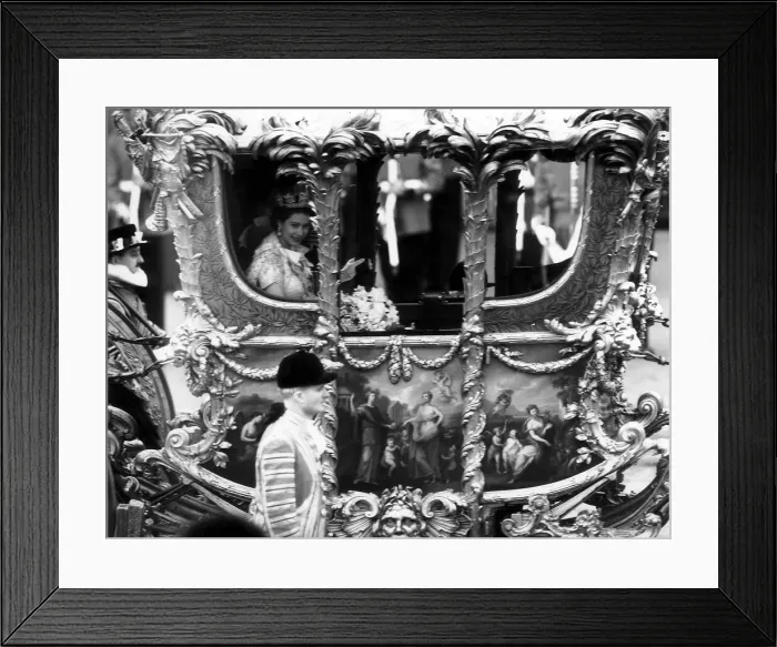 Framed Print : The Coronation of Queen Elizabeth II. The Golden State coach transporting Framed Print : The Coronation of Queen Elizabeth II. The Golden State coach transporting