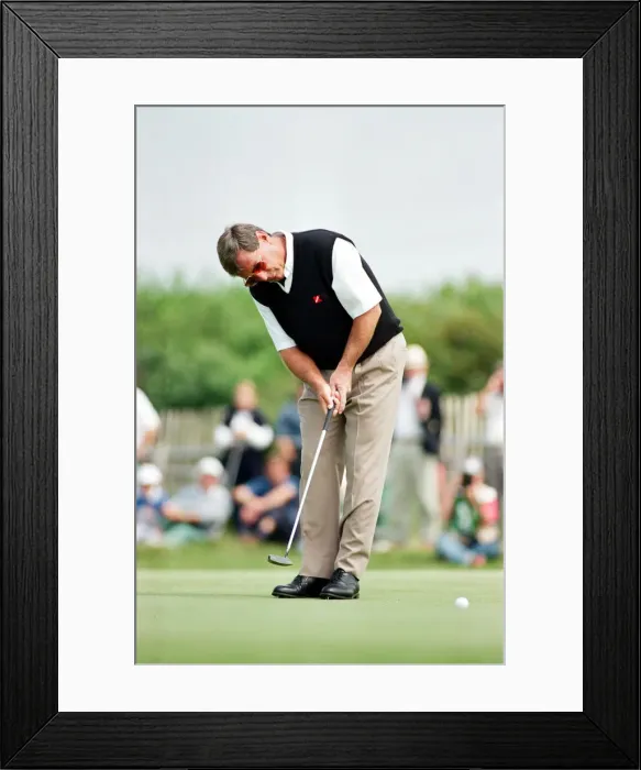 Framed Print : The Open Golf Championship at Turnberry, Scotland. 17th July 1994 Framed Print : The Open Golf Championship at Turnberry, Scotland. 17th July 1994