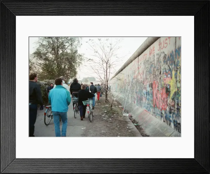 Framed Print : West Berlin, Germany, 10 days after relaxation of border crossing by GDR Government
