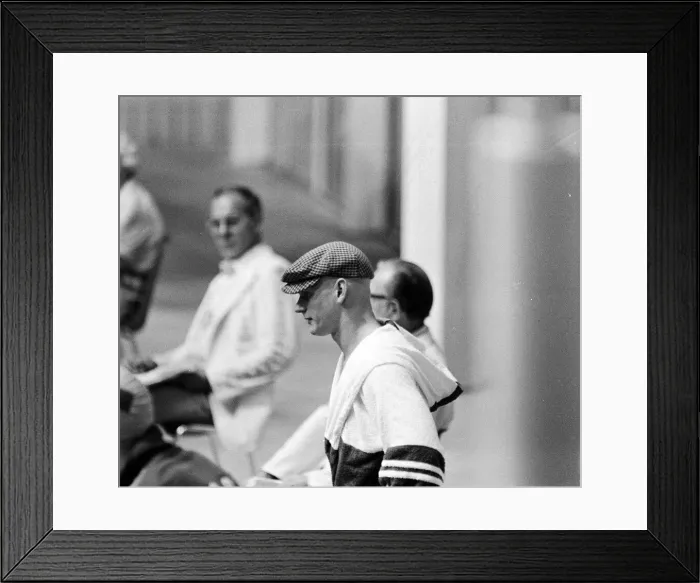 Framed Print : British swimmer Duncan Goodhew ahead of final of the Men Framed Print : British swimmer Duncan Goodhew ahead of final of the Men