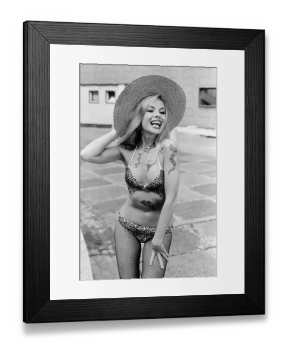 Framed Print : Australian actress and comedienne Pamela Stephenson, one of the stars of the BBC comedy Framed Print : Australian actress and comedienne Pamela Stephenson, one of the stars of the BBC comedy