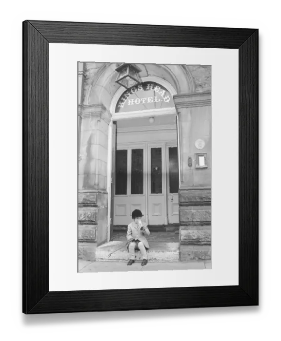 Framed Print : Whisky the pony at his local pub, The Kings Head Hotel Bar in Barnard Castle County